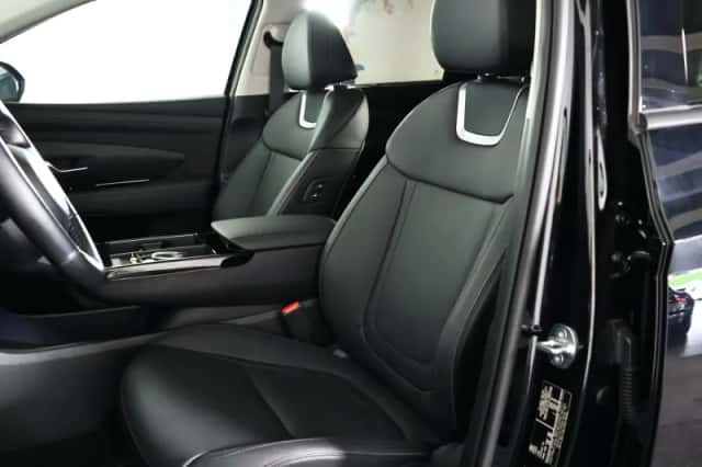 Hyundai Tucson (2025) thumbnail 3