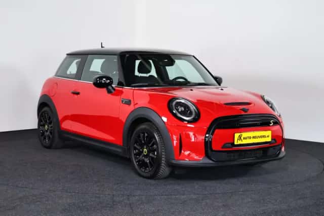 MINI Electric (2021) thumbnail 5