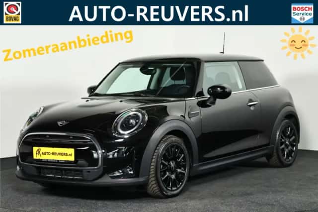 MINI One (2018) thumbnail 1