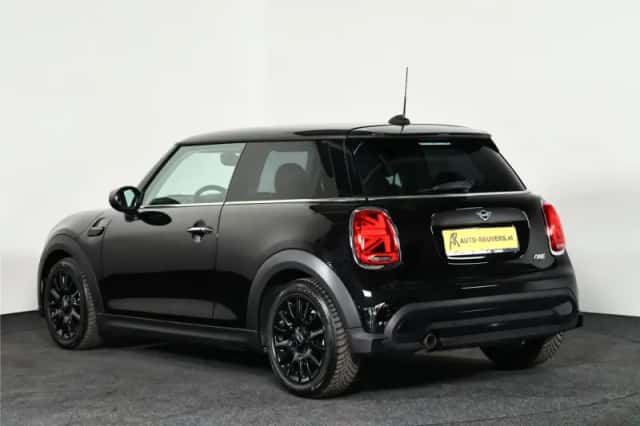 MINI One (2018) thumbnail 5