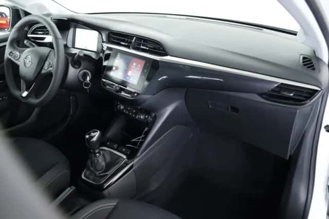 Opel Corsa (2019) thumbnail 3