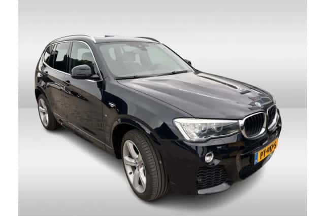 BMW X3 (2017) thumbnail 6