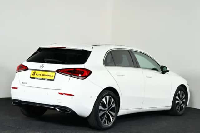 Mercedes-Benz A-Klasse (2018) thumbnail 2