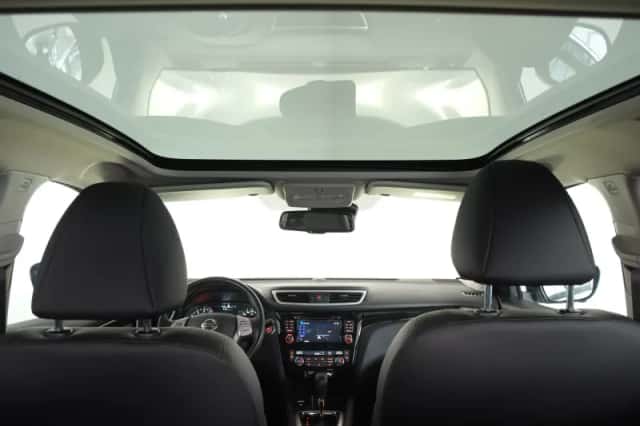 Nissan Qashqai (2014) thumbnail 4