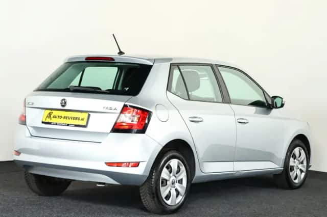 Škoda Fabia (2015) thumbnail 2