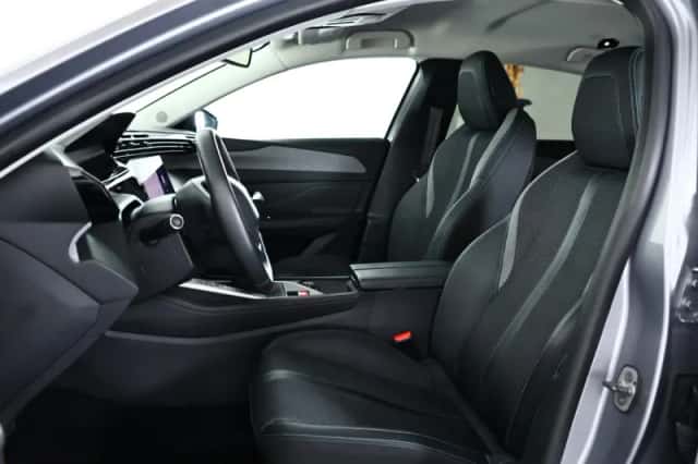 Peugeot 308 (2021) thumbnail 3