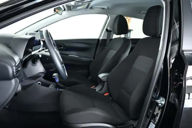 Hyundai Bayon (2021) thumbnail 3