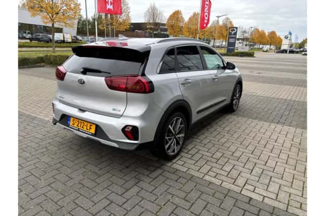 Kia Niro (2020) thumbnail 3