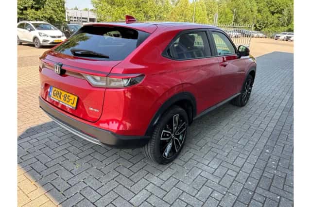 Honda HR-V (2022) thumbnail 3