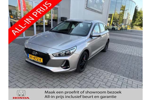 Hyundai i30 (2017) thumbnail 1