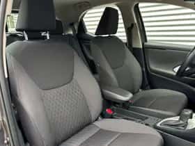 Toyota Yaris (2021) thumbnail 13