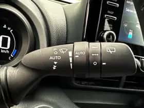 Toyota Yaris (2021) thumbnail 24