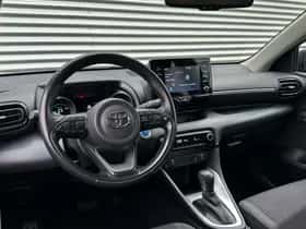 Toyota Yaris (2021) thumbnail 9