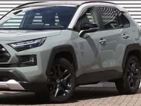 Toyota RAV4 (2024) thumbnail 6