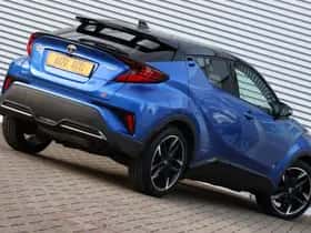 Toyota C-HR (2022) thumbnail 12