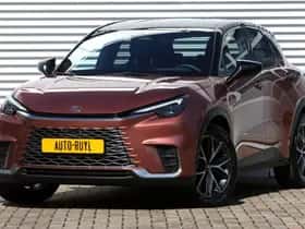 Lexus LBX (2024)