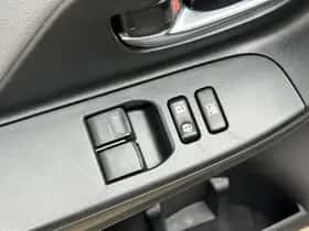 Toyota Yaris (2018) thumbnail 24