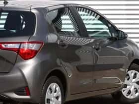 Toyota Yaris (2018) thumbnail 7