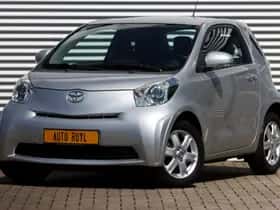 Toyota IQ (2009) thumbnail 1
