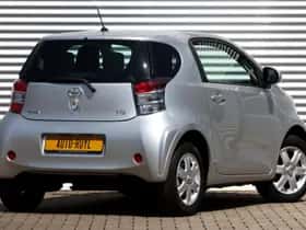 Toyota IQ (2009) thumbnail 2