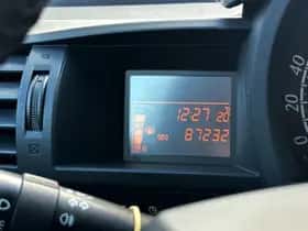 Toyota IQ (2009) thumbnail 10