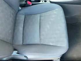 Toyota Yaris (2024) thumbnail 15