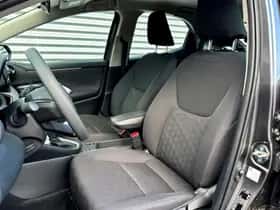 Toyota Yaris (2024) thumbnail 16