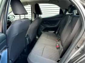 Toyota Yaris (2024) thumbnail 18