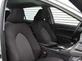 Toyota Camry (2019) thumbnail 14