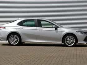 Toyota Camry (2019) thumbnail 3