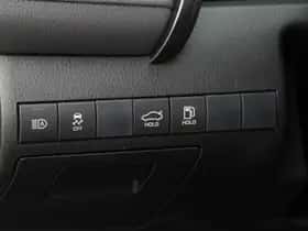 Toyota Camry (2019) thumbnail 24