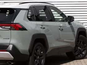 Toyota RAV4 (2024) thumbnail 7