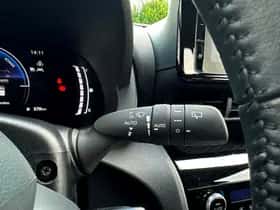 Toyota Yaris Cross (2024) thumbnail 25