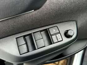 Toyota Yaris Cross (2024) thumbnail 27