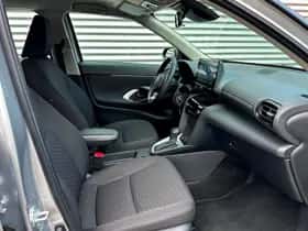 Toyota Yaris Cross (2024) thumbnail 4