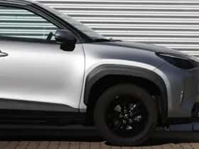 Toyota Yaris Cross (2024) thumbnail 8