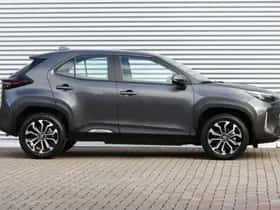 Toyota Yaris Cross (2022) thumbnail 3