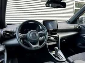 Toyota Yaris Cross (2022) thumbnail 8