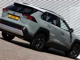 Toyota RAV4 (2022) thumbnail 12