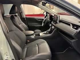 Toyota RAV4 (2022) thumbnail 4