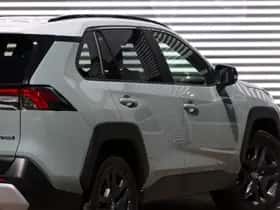 Toyota RAV4 (2022) thumbnail 7