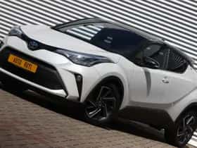 Toyota C-HR (2023) thumbnail 11