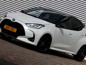 Toyota Yaris (2022) thumbnail 11