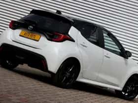 Toyota Yaris (2022) thumbnail 12