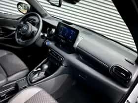 Toyota Yaris (2022) thumbnail 13