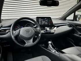 Toyota Yaris (2022) thumbnail 9