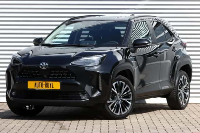 Toyota Yaris Cross (2024) thumbnail 1