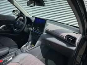 Toyota Yaris Cross (2024) thumbnail 13