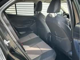 Toyota Yaris Cross (2024) thumbnail 18