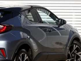 Toyota C-HR (2023) thumbnail 7